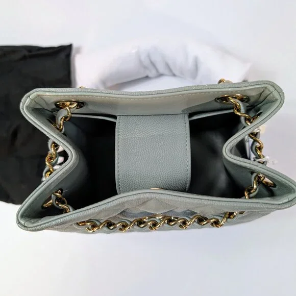 Chanel Rare Light Grey Quilted Caviar Leather Small Bucket Drawstring Bag - Picture 7 of 16